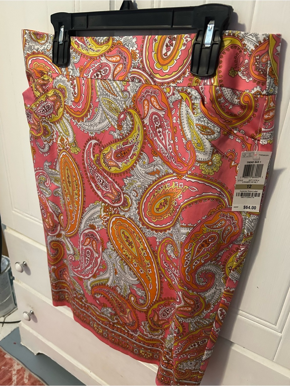 NWT CHARTER CLUB Coral Pink Paisley Pencil Skirt, Lined, Small Slit in Back - Picture 9 of 10